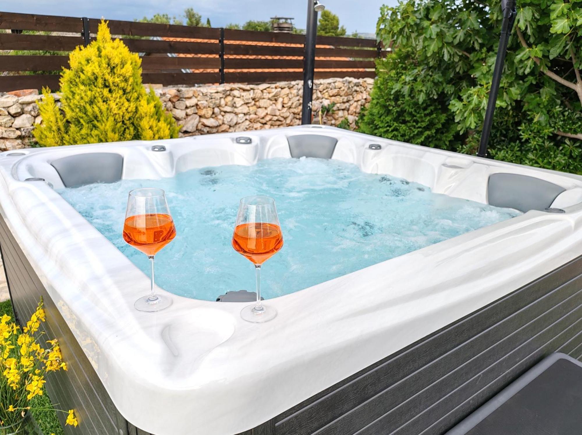 Holiday Home Juli With Jacuzzi 시베니크 외부 사진