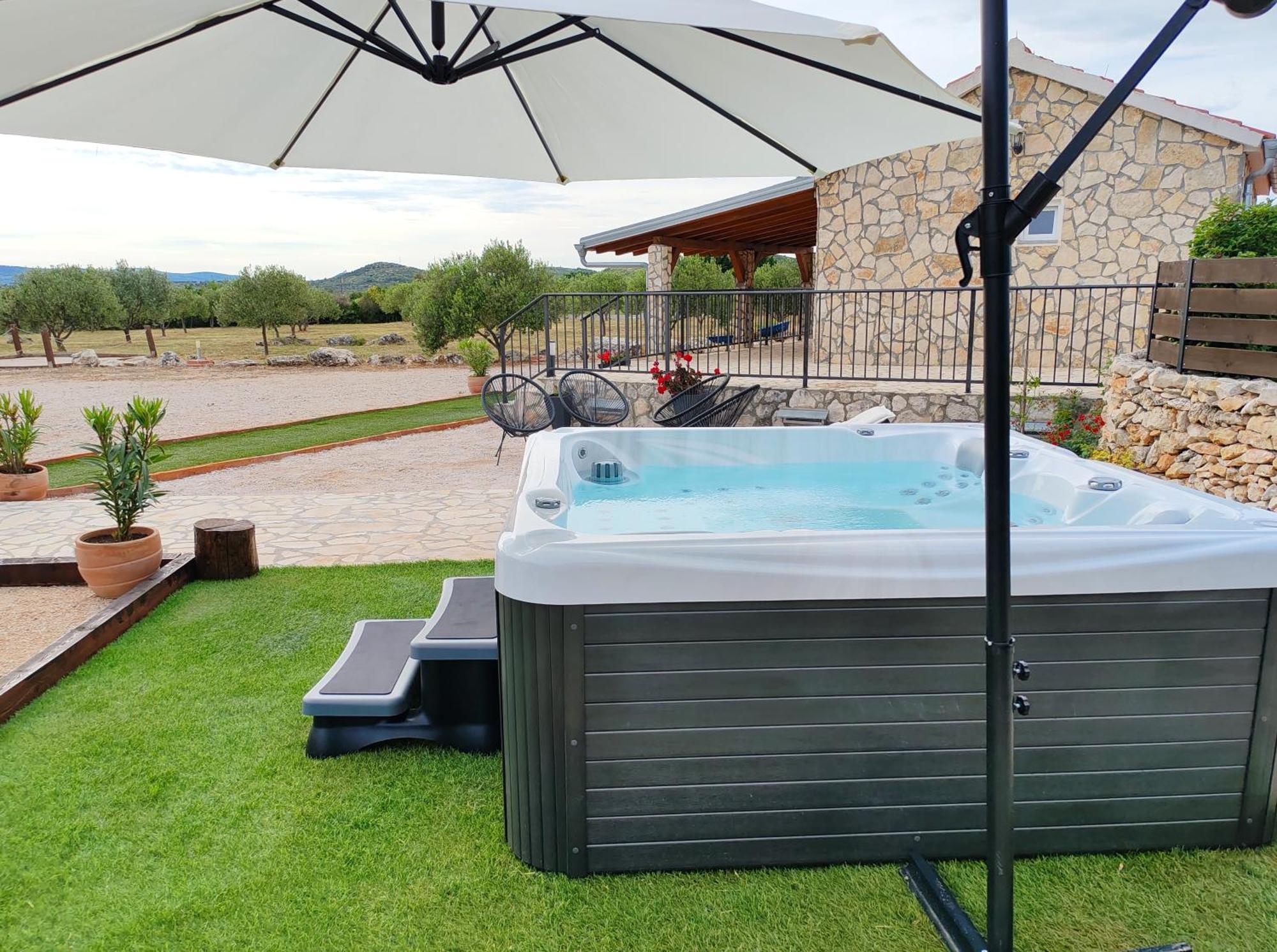 Holiday Home Juli With Jacuzzi 시베니크 외부 사진